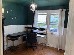 75 Leo Rd, Hamden, CT 06517