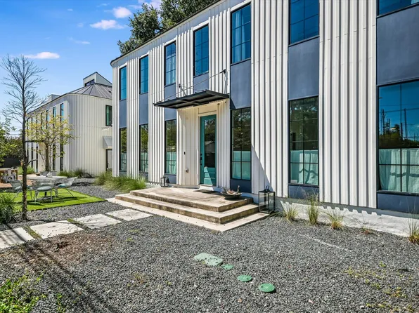 1304 Navasota St, Austin, TX 78702