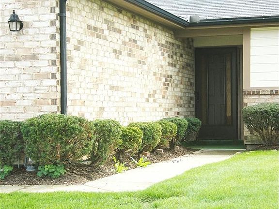 4th image of 210 Wrenwood Ct