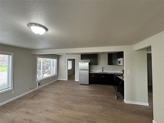 5th image of 9240 Garrison Rd #A