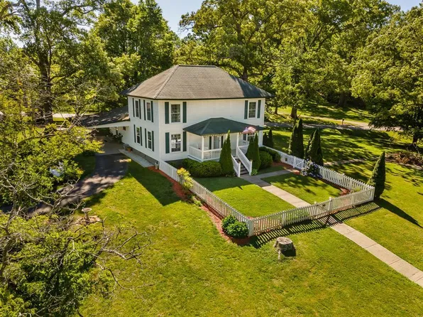 63 Loving Rd, Morganton, GA 30560