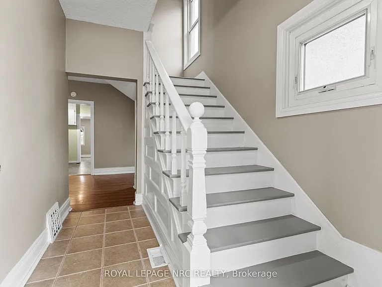 22 Denistoun St — Photo 7