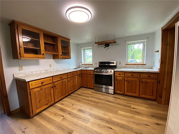 4th image of W16473 County Road B