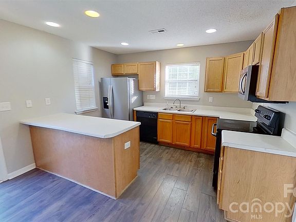 5th image of 14271 Tranters Creek Ln