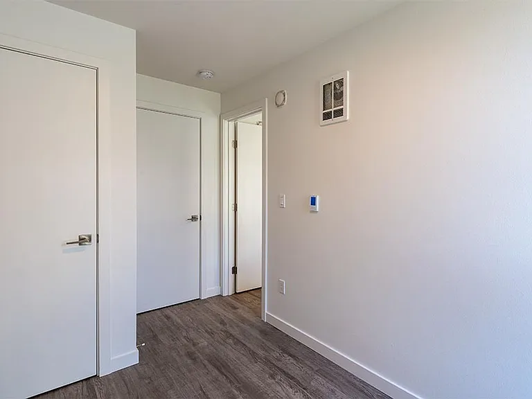 Sienna Apartments — Photo 17