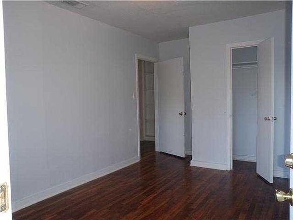 5th image of 4501 Lareina Dr #B