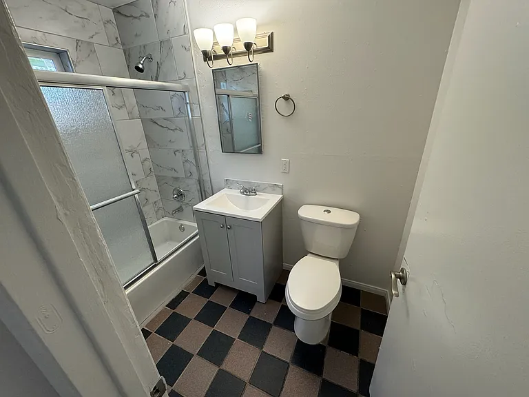 1613 Constantine Way #1 — Photo 14