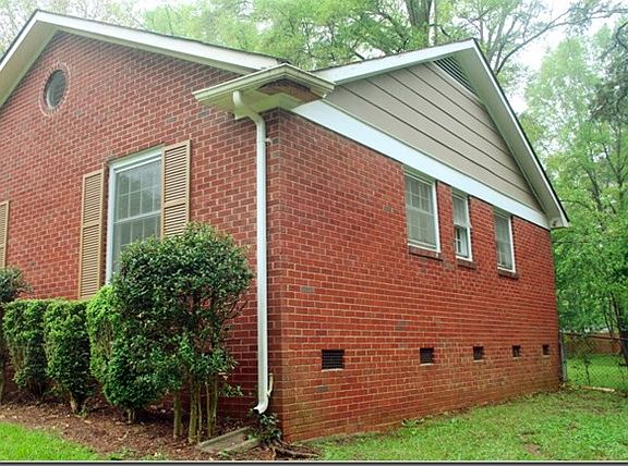 2nd image of 6624 Lynmont Dr