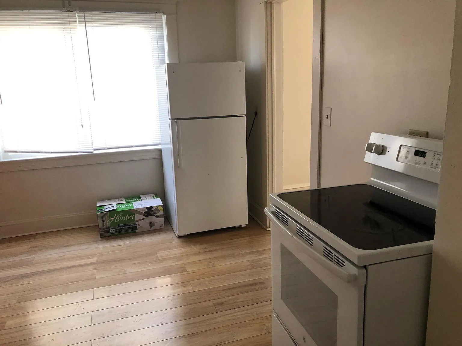 2 bed, 1000 sqft, $1,195 — Photo 3
