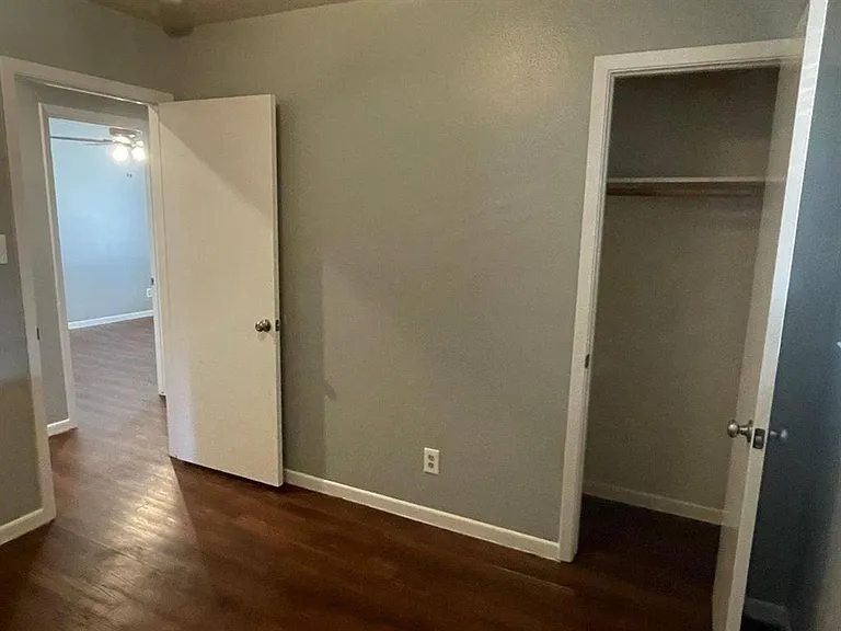 309 E Grady Dr — Photo 13