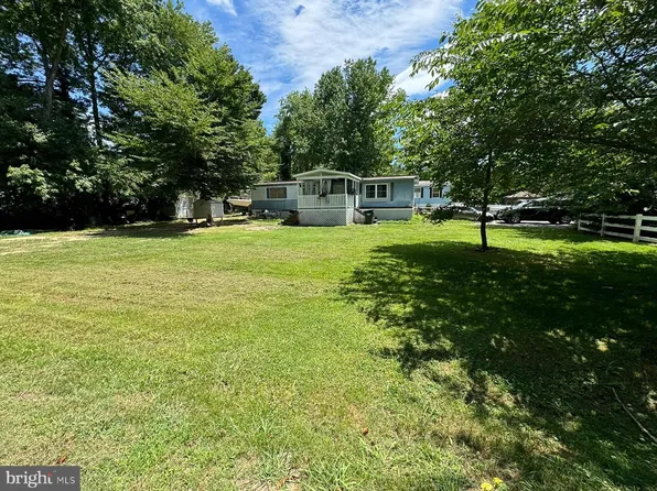 48180 Hillside Dr, Lexington Park, MD 20653