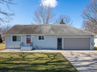 68918 Brady Rd, Edwardsburg, MI 49112