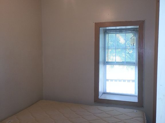 5th image of 4264-4266 Lee Ave