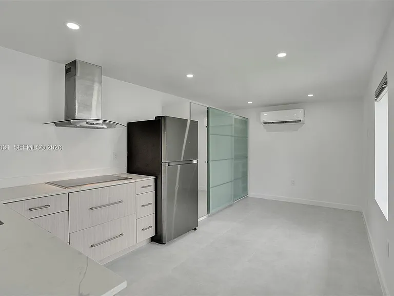 30 NW 41st St — Photo 17