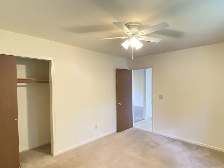 807 Rainbow Dr #4 — Photo 9