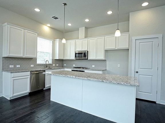 The Trinity Green - Kitchen
