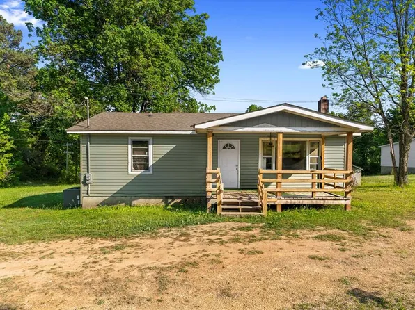 5636 Old Federal Rd S, Chatsworth, GA 30705