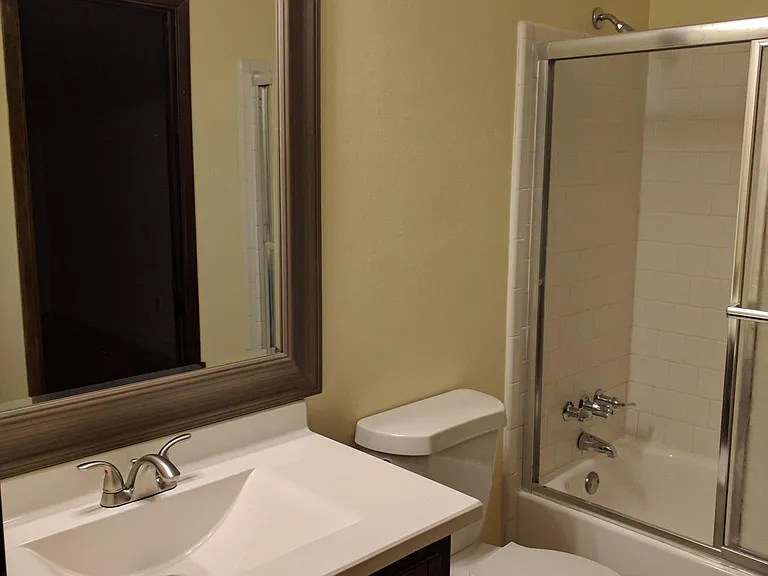 1317 Redwood Ln — Photo 12