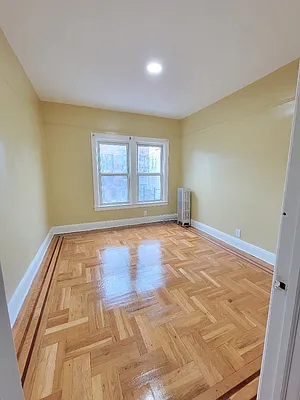 Rented by Aida Home Realty | media 21