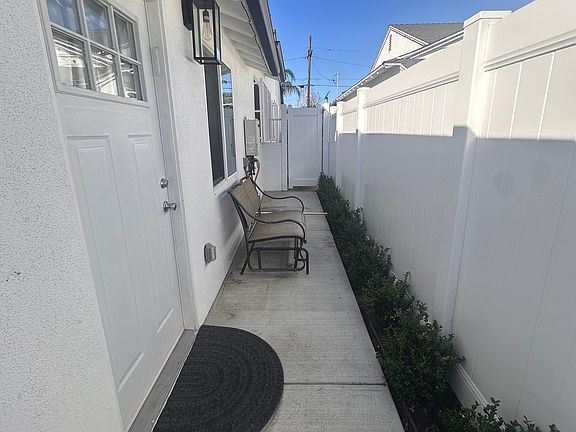 2nd image of 6105 Laurelgrove Ave