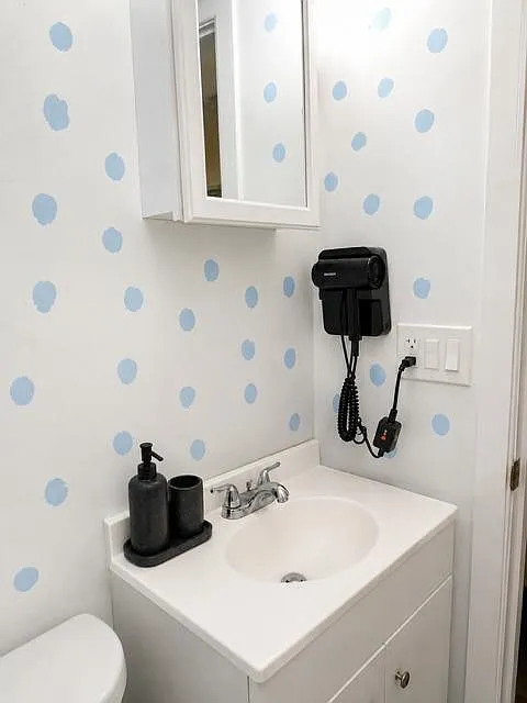 2 bed, 2.0 bath, $2,350 — Photo 2