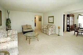4th image of 3200 Mandigo Ave