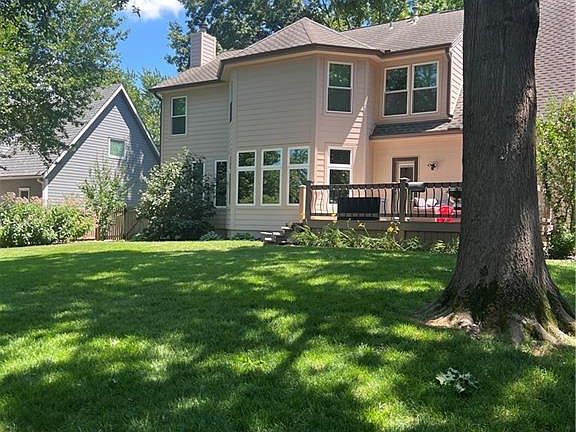 4th image of 15620 W 138th Ter