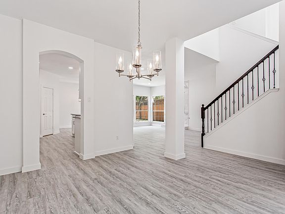 5th image of 3547 Misty Meadow Dr