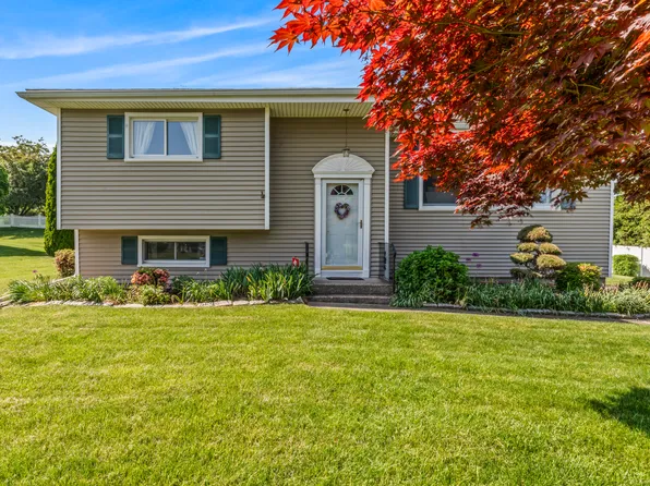 5 Richlee Road, Norwalk, CT 06851