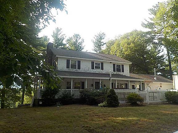 3rd image of 15 Myrick Dr