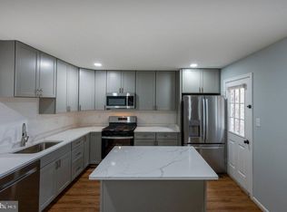 15206 Wentwood Ln, Woodbridge, VA 22191