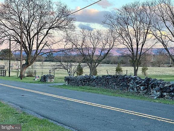 2nd image of 1336 Old Winchester Rd