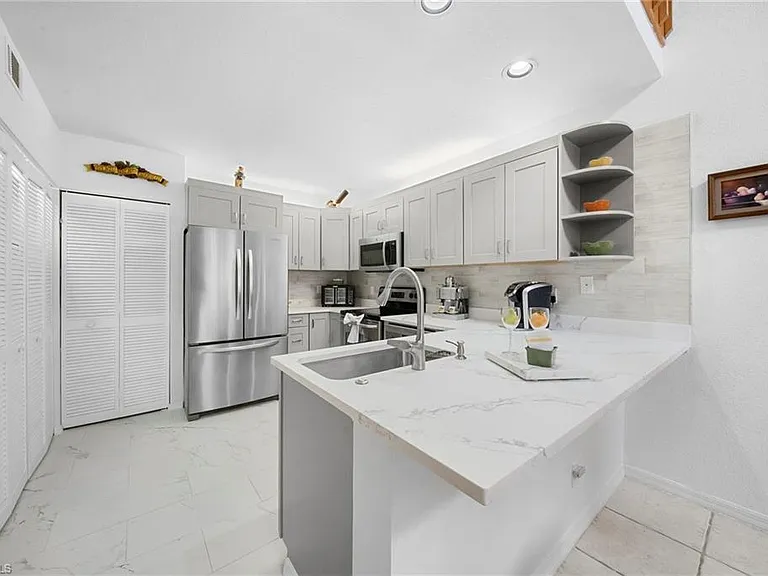 75 Emerald Woods Dr #G2 — Photo 9
