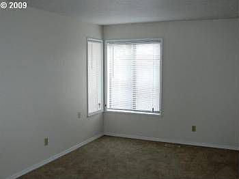 5th image of 7009 NE Quatama St