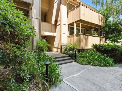 2454 W Bayshore Rd APT 7, Palo Alto, CA, 94303