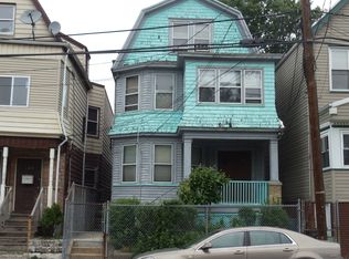 132 19th Ave, Irvington, NJ 07111