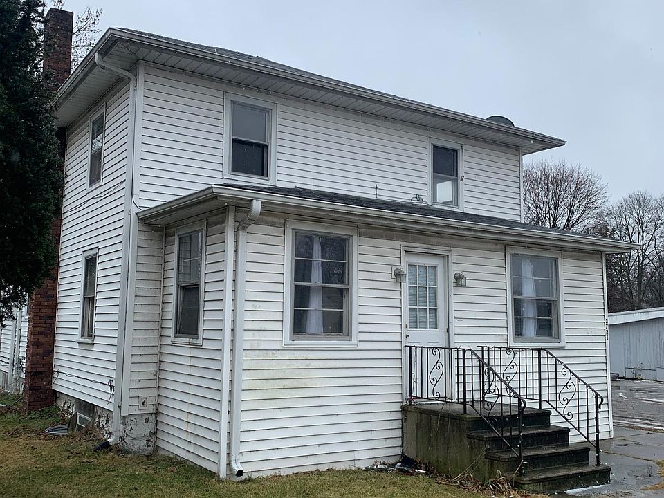 1st image of 3731 Lincolnway E #1