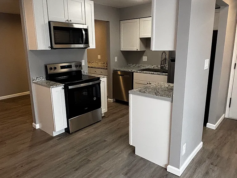 5723 N Autumn Ridge Ct #D — Photo 2