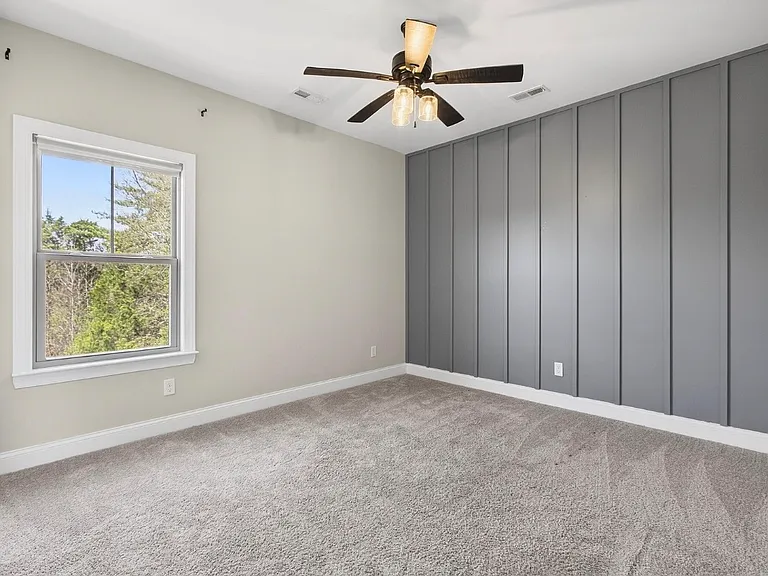 5063 Shelterwood Dr NE — Photo 4