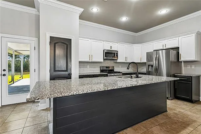 70445 Chambly Ct — Photo 5
