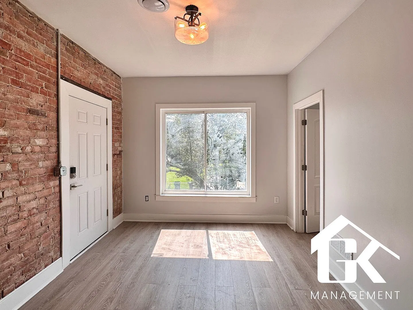 7504 Cameron Street — Photo 1