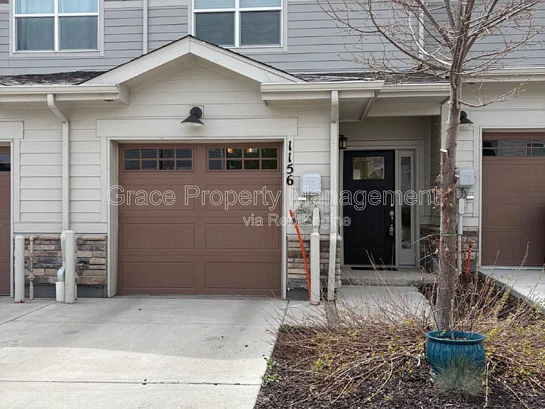 1156 Oak Cir — Photo 19