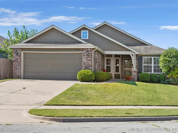 2209 E Fargo St, Broken Arrow, OK 74012