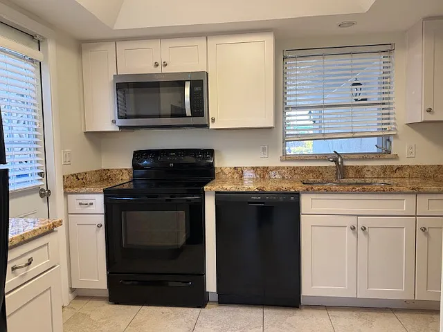 3234 Westford Lane — Photo 3