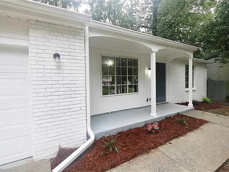 2208 Hopkins Mill Ln — Photo 7