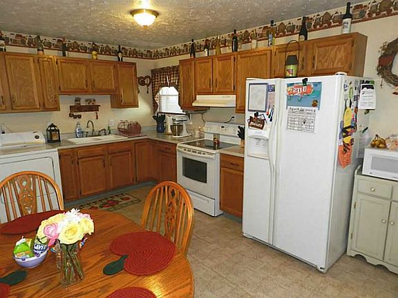 5th image of 528 Mooreland Dr