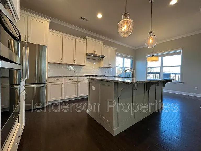 13505 Jacks Ln — Photo 3