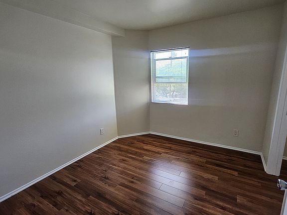5th image of 6024 Monterey Rd #201