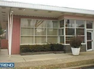 11 13th Ave, Glendora, NJ 08029