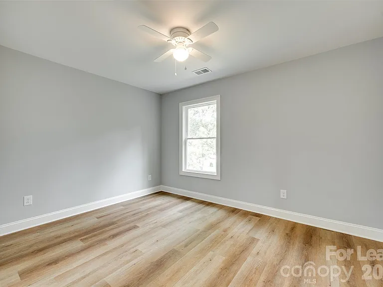 500 Dawn Cir #A — Photo 13